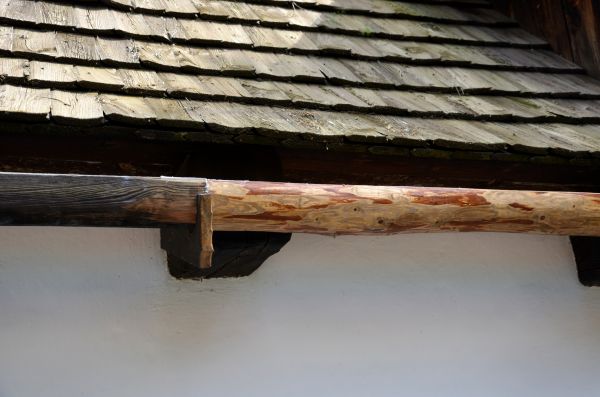 Cost of Wood Gutters Installation in Dallas