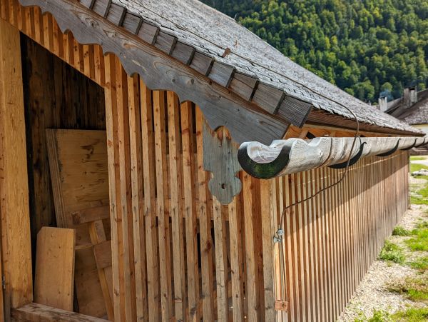 Cost of Wood Gutter Installation in Dallas